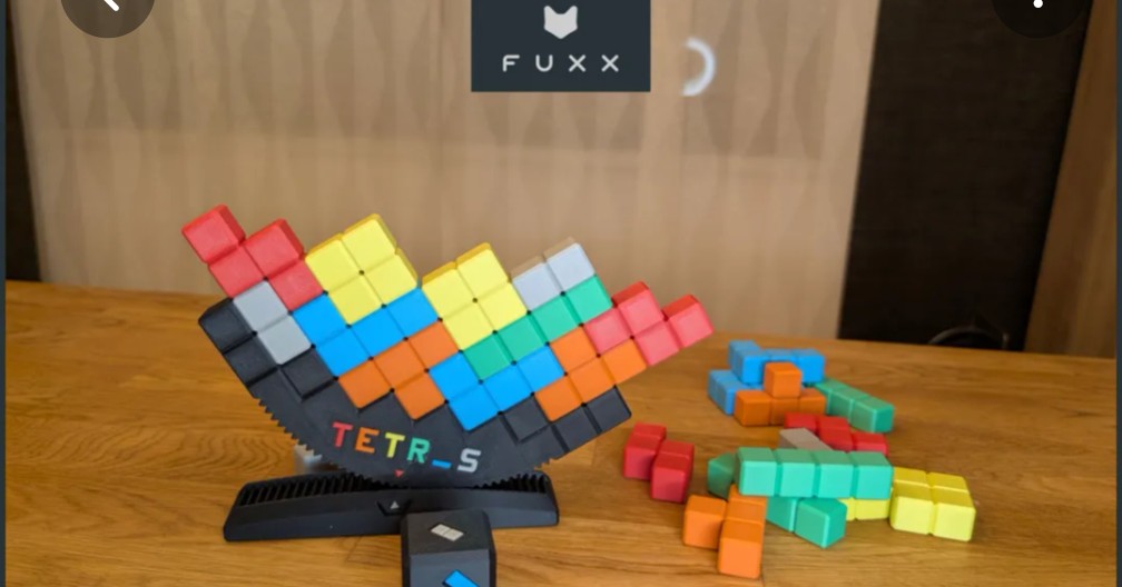 הטטריס המתנדנד