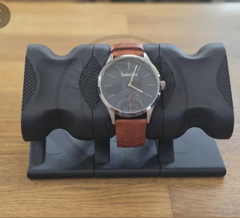 מעמד לשעון יד